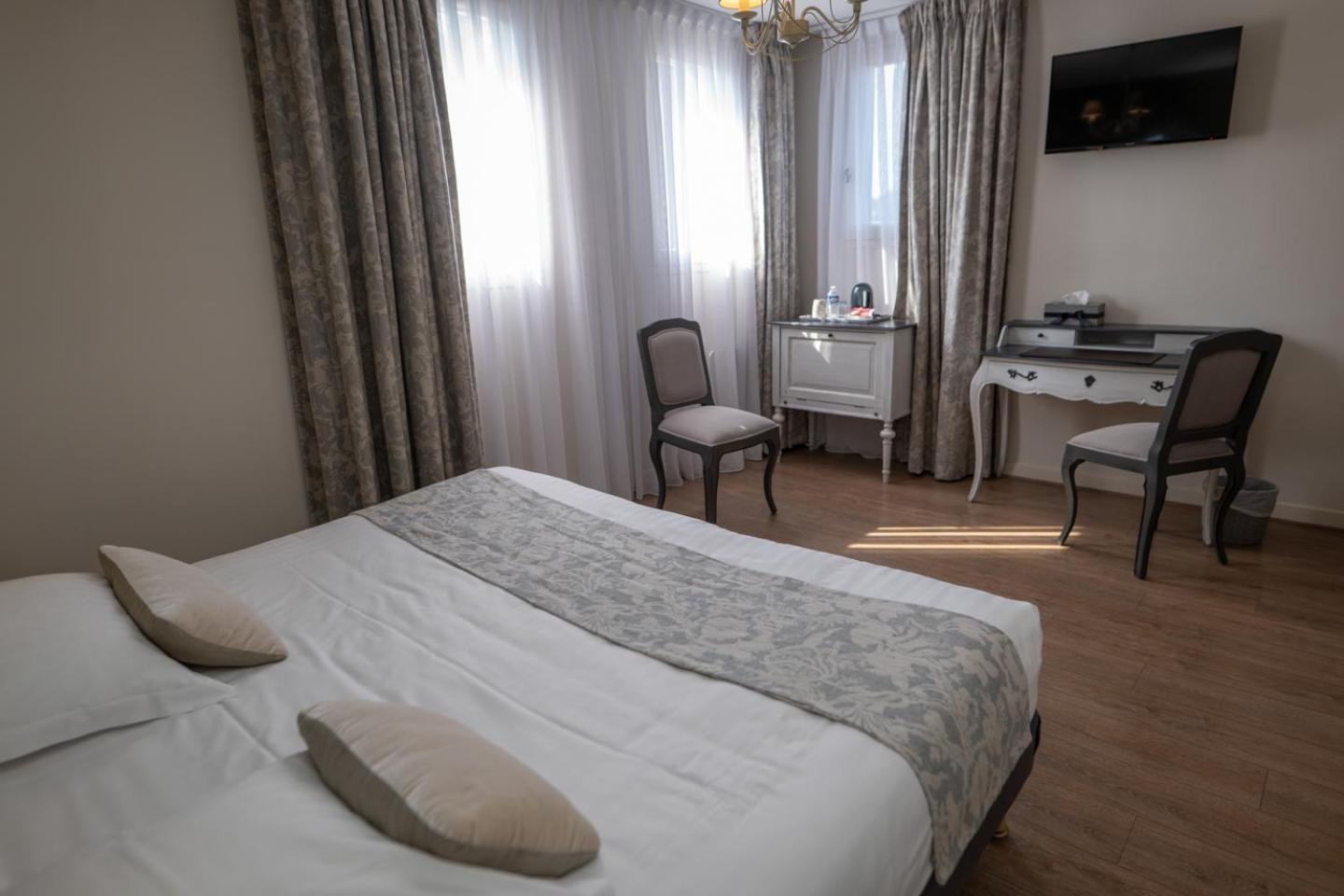Hotel Logis La Croix Du Sud